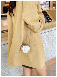 حقيبة يد نسائية أكريليك 2026 بسلسلة ذهبية، حقائب مربعة الشكل للحفلات والسهرات، تصميم على شكل قلب، حقيبة كتف صغيرة للنساء - Product Image 6