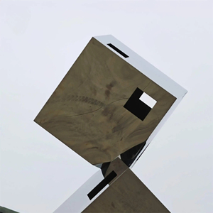 Chất Lượng Cao Đánh Bóng Hiện Đại Tùy Chỉnh Thép Không Gỉ Trừu Tượng Cube Điêu Khắc Bức Tượng Cho Ngoài Trời Trang Trí Sân Vườn - Product Image 2