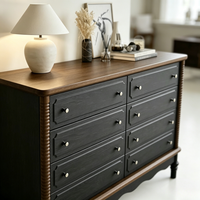 Commode vintage bicolore en bois massif à quatre tiroirs, haute, avec tiroirs à bobines, pour chambre à coucher et mobilier d'hôtel