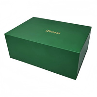 Boîte cadeau rigide de luxe verte imperméable en matériaux recyclés doublée d'une éponge, personnalisée, grande, avec fermeture magnétique noire, emballage de produit, logo