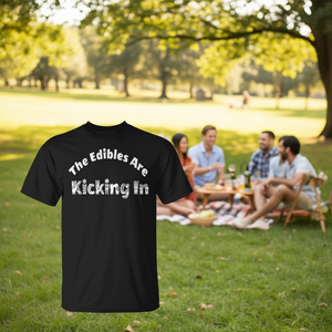 Camiseta promocional de algodón negro The Edibles Are Kicking In - Product Image 3