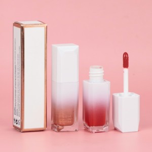 ลิปสติกเนื้อแมทแบบขายส่ง ลิปกลอสเนื้อครีมให้ความชุ่มชื้น รับผลิตลิปกลอสแบรนด์ส่วนตัว พร้อมบริการติดโลโก้ตามสั่ง - Product Image 4