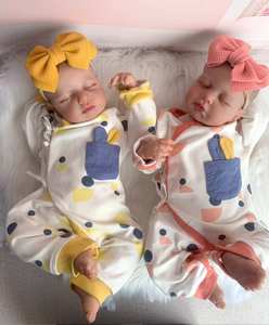 Muñeca <span class=keywords><strong>de</strong></span> Peluche <span class=keywords><strong>de</strong></span> 18 Pulgadas, Unisex, <span class=keywords><strong>de</strong></span> Alta Calidad, Mini Bebé <span class=keywords><strong>de</strong></span> Moda para Adopción, Venta al por Mayor - Product Image 2