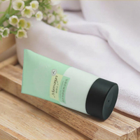 Tube de nettoyant visage purifiant et nourrissant au thé vert 150 ml, emballage personnalisé pour soins de la peau en aluminium/plastique, bouchon à vis noir