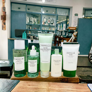 Set de Cuidado Facial Coreano Madagascar Centella Tea-Trica BHA, Hidratante, Tónico, Suero y Crema para Todo Tipo de Piel - Product Image 3