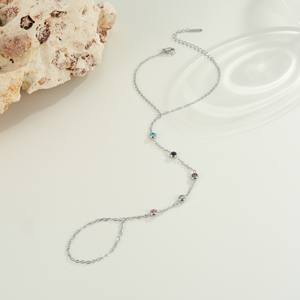 Fashionable and exquisite personalized inlay jewelry chain, simple and versatile zirconia finger bracelet wholesale. - Product Image 5