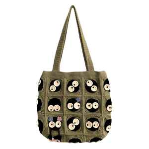 Bolso de Ganchillo 100% Hecho a Mano con Cara Divertida, Accesorio Creativo y Dulce para Mujer, Bolso de Abuela Tejido, Accesorio de Moda - Product Image 3