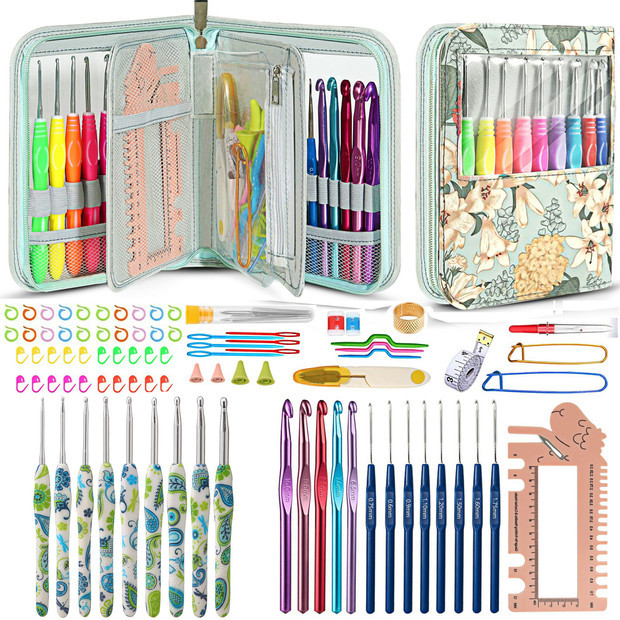 Green jasmine crochet set