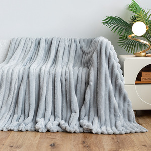 Mu Chất Lượng Tốt Có Thể Đảo Ngược Thêm Dày Polyester Faux Fur Sang Trọng Giường Sofa Lông Cừu Ném Đa Màu Be Faux Fur Chăn - Product Image 3