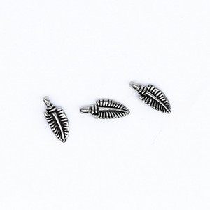 Pendentif en forme de feuille en acier inoxydable yunnique pour la fabrication de bracelets, forme irrégulière, composants de bijoux GZY-PJ0003 - Product Image 2