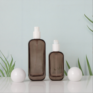 Ensemble d'emballages personnalisés de flacons en verre cosmétique <span class=keywords><strong>translucide</strong></span> noir de 1 oz, 2 oz, 4 oz pour crème, lotion, spray et pots de crème pour le visage avec bouchon doré - Product Image 5