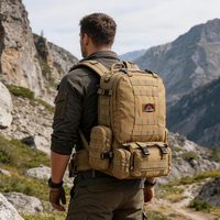 Sac à dos tactique imperméable 55L en polyester Oxford 900D haute densité avec fermeture éclair et cadre interne pour la randonnée en extérieur