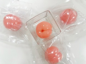 <strong>Large</strong> 3D Peach Shaped Gummy Candy 150g/pcs Peelable Jelly with Funny <strong>Sweet</strong> Fruit Flavor Ingredients Sugar Packaged in <strong>Bag</strong> - Product Image 4