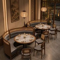 Tables et chaises de salle à manger commerciales, style sud-est asiatique, en bois massif et rotin, sièges en banquette avec assise rembourrée pour restaurant et hôtel