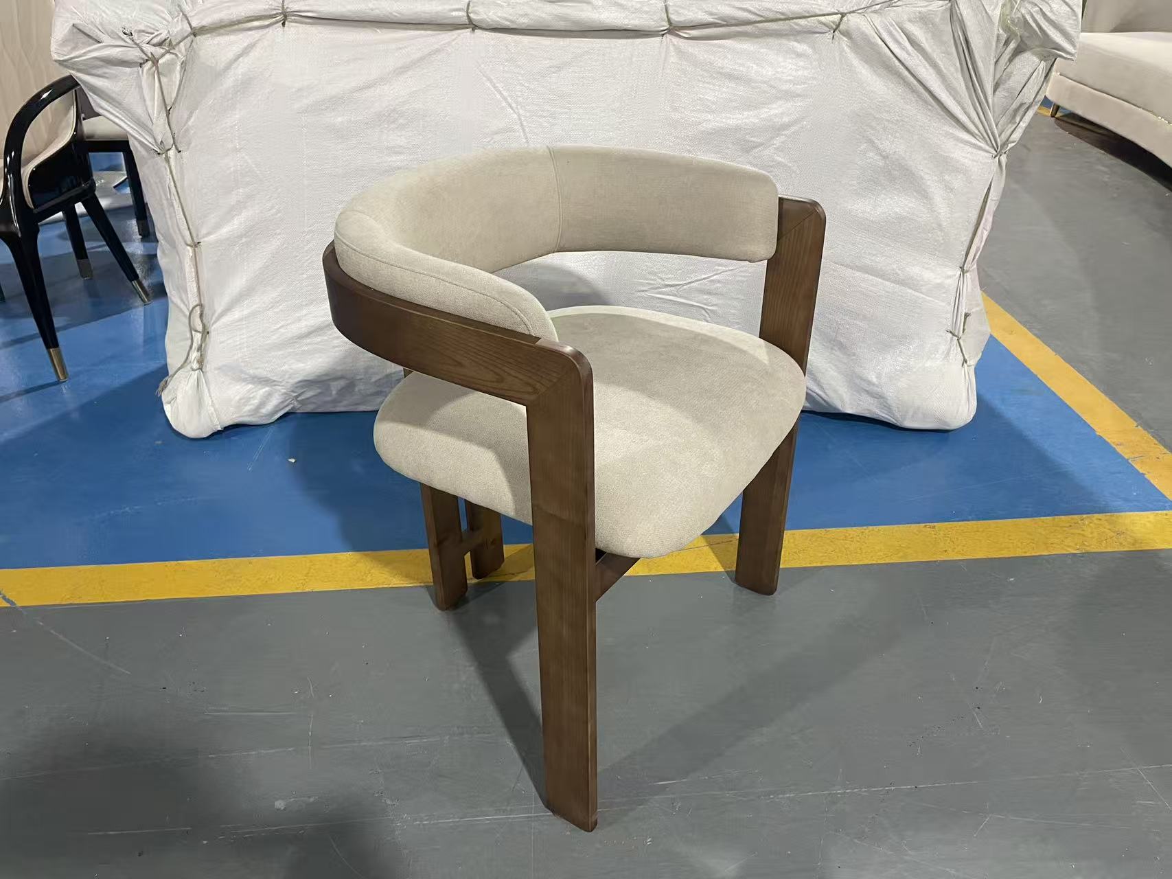 chair 03