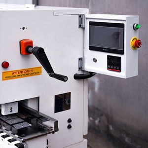 Machine à plaquer les chants à ligne droite automatique WFSEN pour le traitement des panneaux de <span class=keywords><strong>bois</strong></span> avec fonctions de collage et d'étanchéité de coupe - Product Image 3