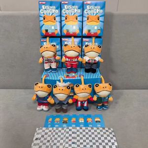 Mới qua biên giới sapo concho badbunny ếch búp bê dễ thương mặc quần áo sang trọng búp bê xấu xí dễ thương búp bê mù hộp - Product Image 1