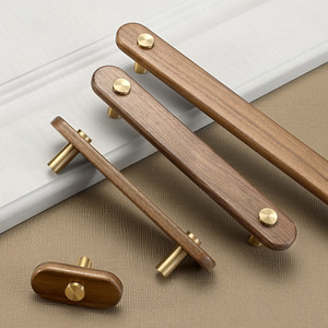Tirador de puerta de gabinete de nogal americano OLex, estilo rústico antiguo, manija de madera maciza para cajones, cocina, armario y puertas. - Product Image 3