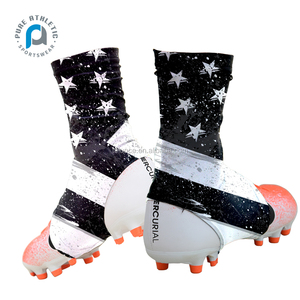 Puro stile bianco nero stampa stella americana stampa calcio sputo personalizzato sublimazione calcio calcio tacchettatura produzione - Product Image 3