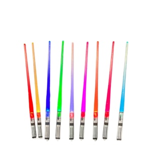 Meilleures baguettes lumineuses sabre laser, baguettes LED lumineuses pour fête néon, décorations et cadeaux de fête lumineux - Product Image 5