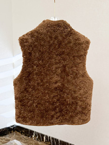 <strong>Women</strong> Reversible Wool Fuzzy <strong>Sherpa</strong> Suede Stand Collar Sleeveless Vest <strong>Gilet</strong> Ladies Double Sided Wear Warm Shearling Vest - Product Image 5
