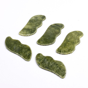 Nueva llegada Natural verde Jade piedra <span class=keywords><strong>Gua</strong></span> <span class=keywords><strong>Sha</strong></span> cuidado de la piel facial raspador en forma de S masaje facial Jadeíta <span class=keywords><strong>Gua</strong></span> <span class=keywords><strong>Sha</strong></span> herramienta - Product Image 4