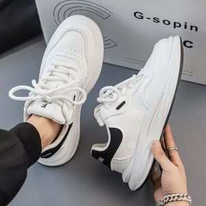 Sneakers Bianche Leggere da Uomo Primavera 2026, Versatili e alla Moda, Traspiranti, <span class=keywords><strong>Scarpe</strong></span> <span class=keywords><strong>Giovanili</strong></span> di Tendenza - Product Image 3