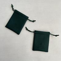 Petits pochettes de luxe en cuir PU avec cordon de serrage, mini sacs d'emballage en cuir pour bijoux cadeaux à poussière
