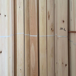 Panel Trasero de Madera Maciza Tipo R con Superficie de Relieve Ranurado y Encastrado para Uso en Patios Exteriores - Product Image 2