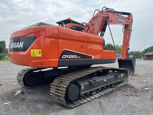 Excavadora Usada <span class=keywords><strong>Doosan</strong></span> DX225LCA, Unidad en Stock, Motor de Inyección Directa DB58TIS, Fabricada en Corea, 2023, Capacidad de la Cuchara de 1.0m, 22000kg - Product Image 4