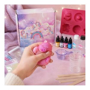 Kit de fabrication de jouets Taba : moules en silicone à prise rapide, gouttes de pigment, outils de scintillement, gants de protection - Product Image 6