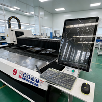 Machine de découpe laser à fibre CNC haute vitesse 6020 avec tête de mise au point automatique et système de refroidissement par eau pour la découpe de tôles métalliques et d'acier inoxydable CE