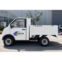 Camionnette électrique tout-terrain à quatre roues motrices EEC COC L6e, taille de chargement 1,6*1,3 m, EV 3500W, conduite à gauche, véhicule fermé