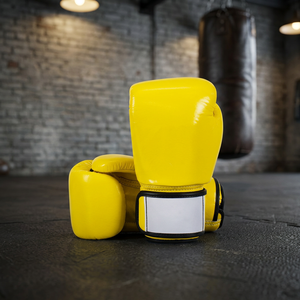Remise sportive de haute qualité Gants de boxe UFC professionnels en cuir PU Logo personnalisé Gants de boxe or, cuir de vachette - Product Image 3