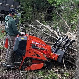 Minicargadora de Orugas <span class=keywords><strong>450</strong></span>, Minicargadora Compacta con Motor de 23 HP con Certificación EPA y CE - Product Image 4