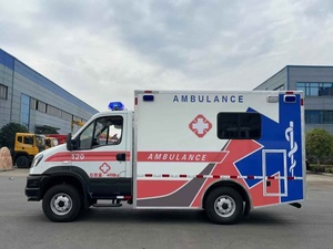 I VECO Daily 4x4 Ambulance tout-terrain de type fourgon |   Véhicule de secours médical d'urgence avec cabine de soins intensifs personnalisée - Product Image 3