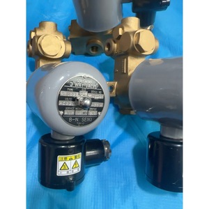 Vanne solénoïde 3 voies B-N Seiki MT102B 220V pour équipement d'automatisation industrielle pneumatique - Product Image 3