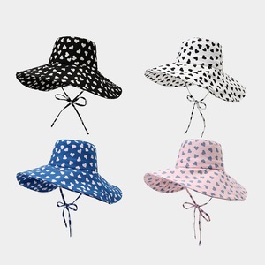 Sophisticated Korean Style Wide-Brimmed Bucket Hat <b>Heart</b>-Shape Strappy Design Fresh Cute Japanese Style Beach Vacation Clothing - Product Image 4
