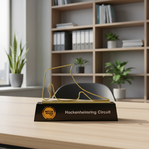 Trofeo de Carreras de Hierro Grabado Personalizado, <span class=keywords><strong>Premio</strong></span> Deportivo Chapado en Oro, Plata y Cobre, Regalo Personalizado para Ganadores de Competiciones - Product Image 4