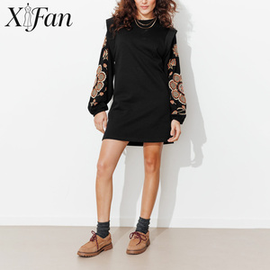 ชุดเดรสฮู้ดดี้ลำลองคอโอ ทรงหลวม ปักลายดอกไม้  ผ้าฝ้าย 100%  เป็นมิตรต่อสิ่งแวดล้อม  สำหรับผู้หญิง  รับผลิตตามแบบ OEM - Product Image 1