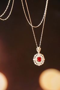 Collier Xinfly en or blanc 18 carats avec diamants naturels et rubis - Product Image 2