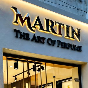 Segno commerciale retroilluminato in metallo personalizzato, 3D lettere del segno del segno del taglio Laser all'aperto, Logo del salone del salone di bellezza, salone a LED - Product Image 3