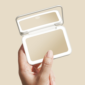 Double Sided 1X/2X phóng đại nhỏ gọn Vanity gương xách tay thắp sáng du lịch gương cho phụ nữ Quà Tặng - Product Image 1