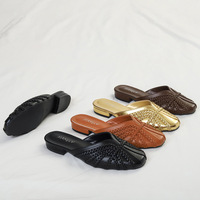 Nouvelles sandales minimalistes de luxe léger, chaussures plates élégantes et polyvalentes pour les trajets quotidiens, les sorties en plein air, les rendez-vous et les soirées