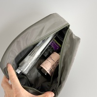 Trousse de Toilette Imperméable en Nylon Grande Capacité avec Fermeture Éclair pour Voyage d'Affaires et Salle de Sport