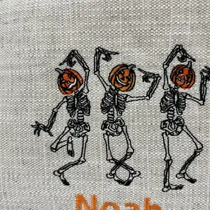 Sacos fantasma personalizados para festas de Halloween, sacos de doces e travessuras, sacos de presente reutilizáveis de serapilheira bordados para Halloween