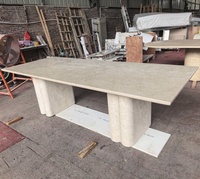 Table à manger en travertin naturel sur mesure, 6-8 places, base cannelée, table à manger ovale en pierre, OEM/ODM pour hôtel, villa, maison