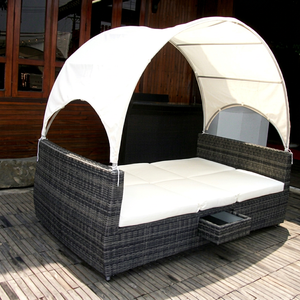 Chaise longue moderne en rotin PE avec coussin en mousse à mémoire de forme et auvent résistant aux UV, mobilier de patio extérieur - Product Image 1