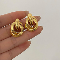Großhandel 18K Vergoldete Geometrische Ohrstecker Ineinandergreifende Kreise Minimalistischer Modeschmuck Geschenk für Frauen