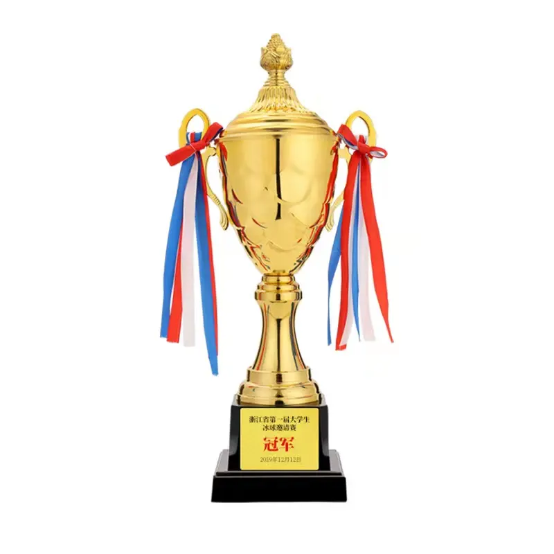 निर्माता थोक कस्टम पुरस्कार कप ट्रॉफी फुटबॉल बास्केटबॉल खेल कप ट्रॉफी